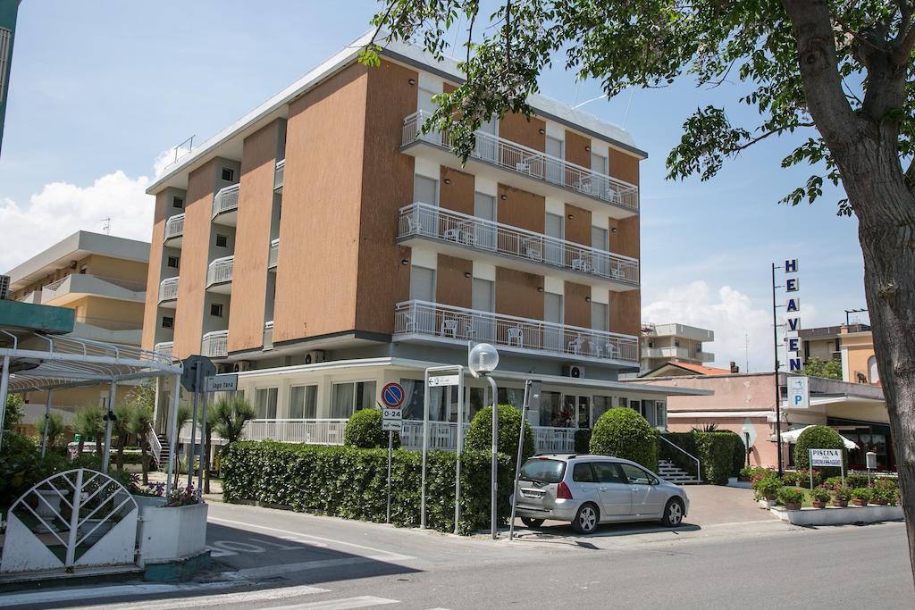Hotel Heaven Rimini Eksteriør bilde