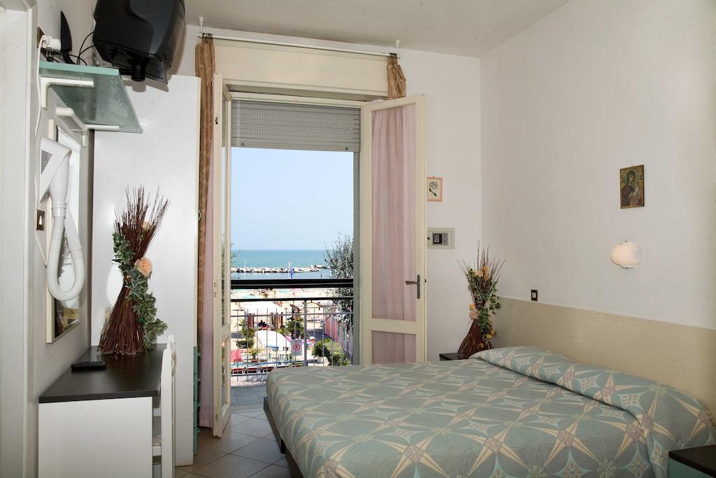 Hotel Heaven Rimini Rom bilde